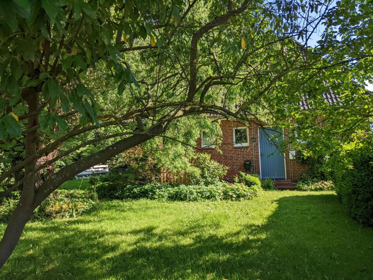 Charmantes Ferienhaus In Nordfriesland Humptrup Exterior foto